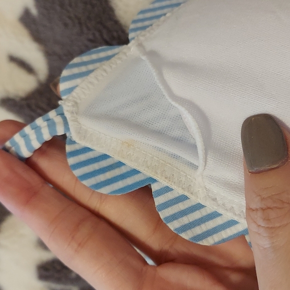 SOLD*NEW*Jessica Simpson 1pc swimsuit striped w scalloped bust - Picture 10 of 10